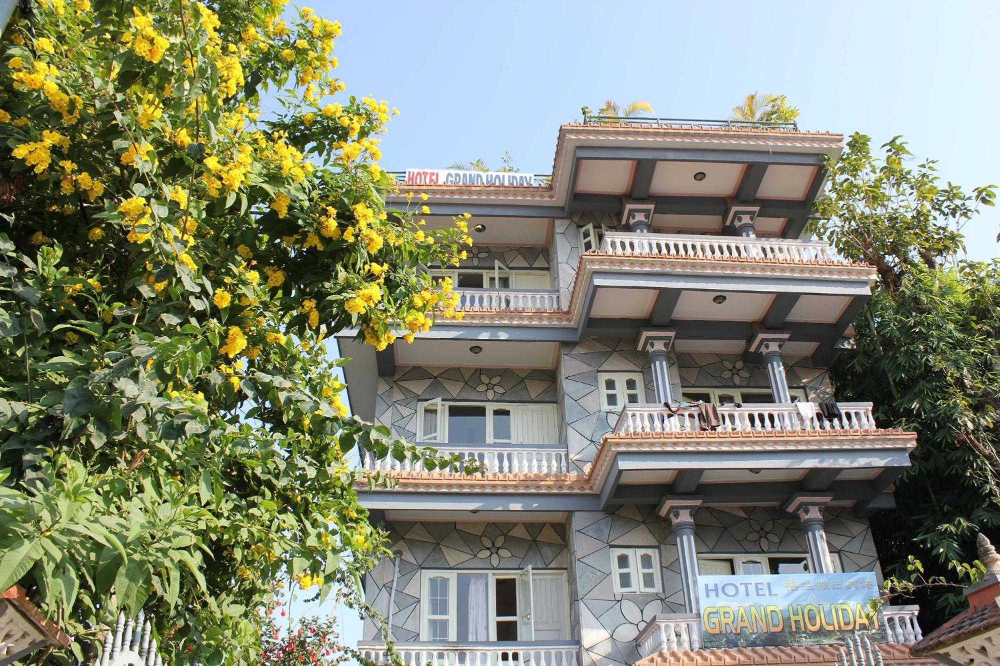 Hotel Grand Holiday Pokhara Luaran gambar