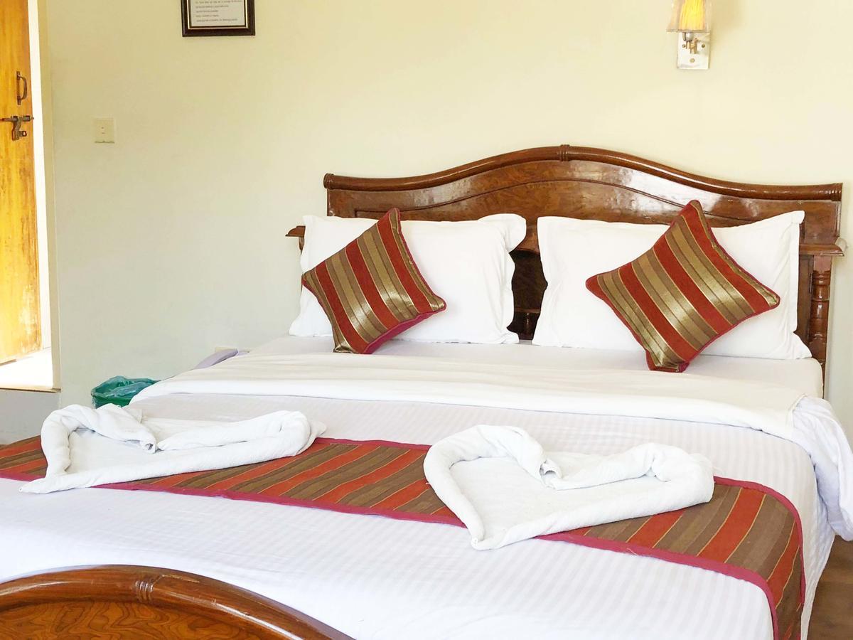 Hotel Grand Holiday Pokhara Luaran gambar