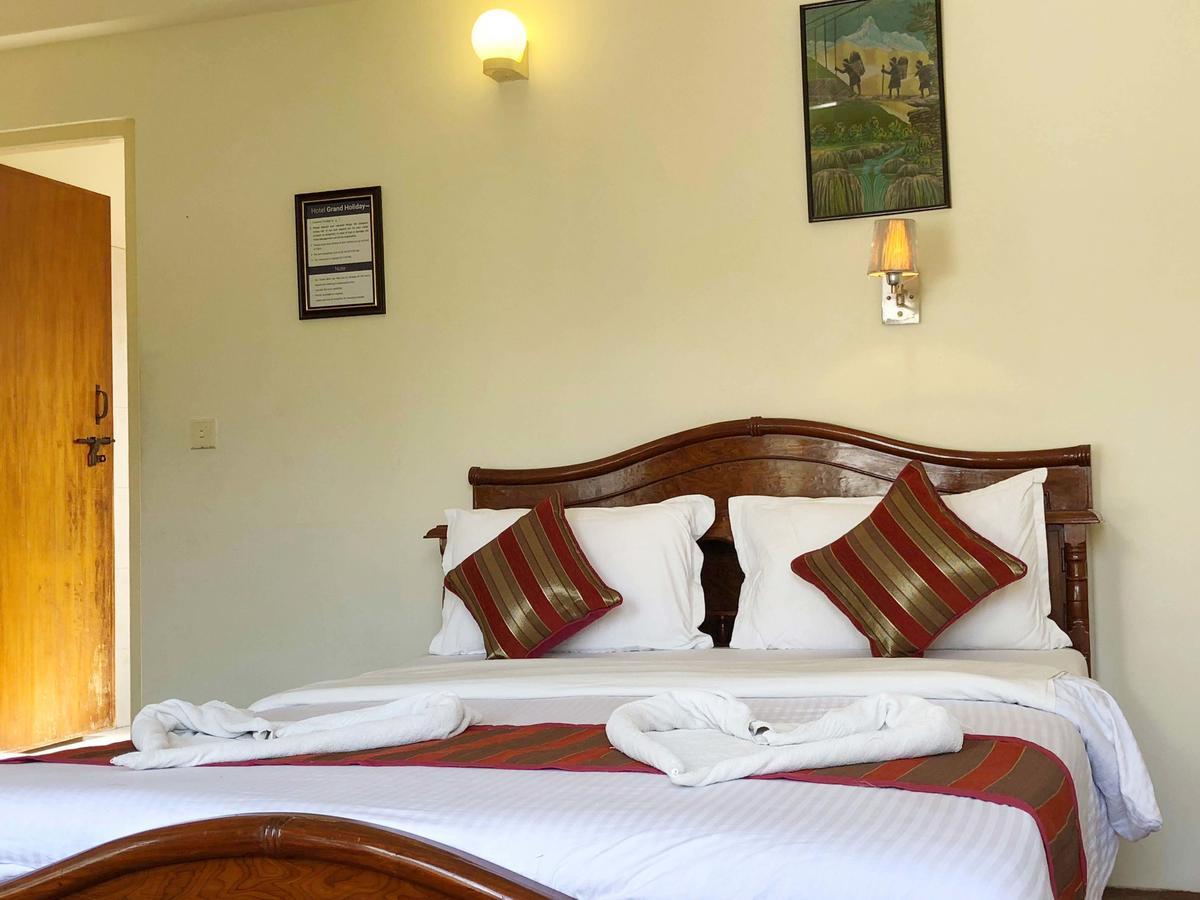 Hotel Grand Holiday Pokhara Luaran gambar