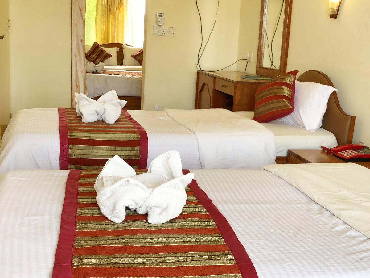Hotel Grand Holiday Pokhara Luaran gambar