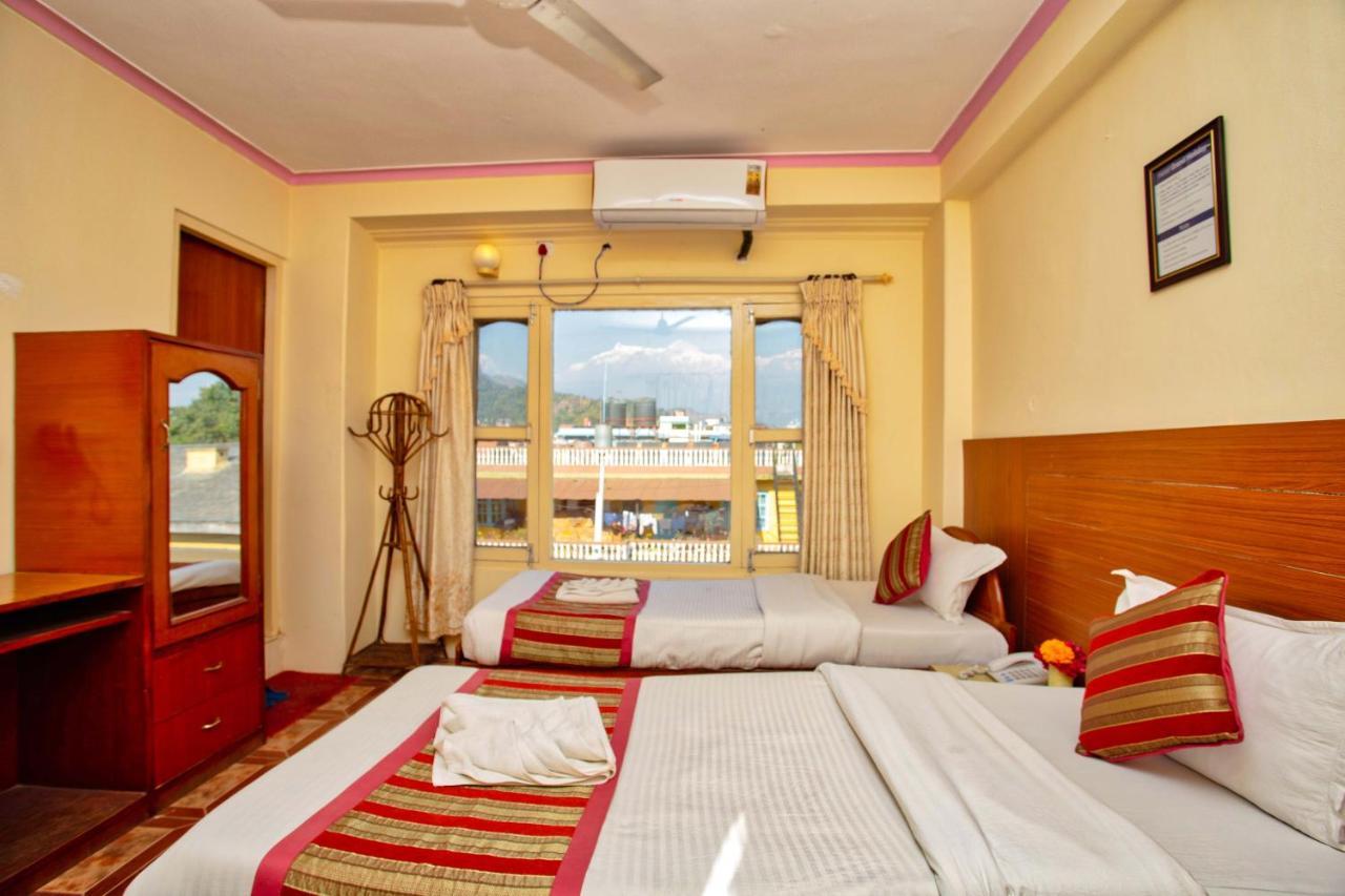 Hotel Grand Holiday Pokhara Luaran gambar