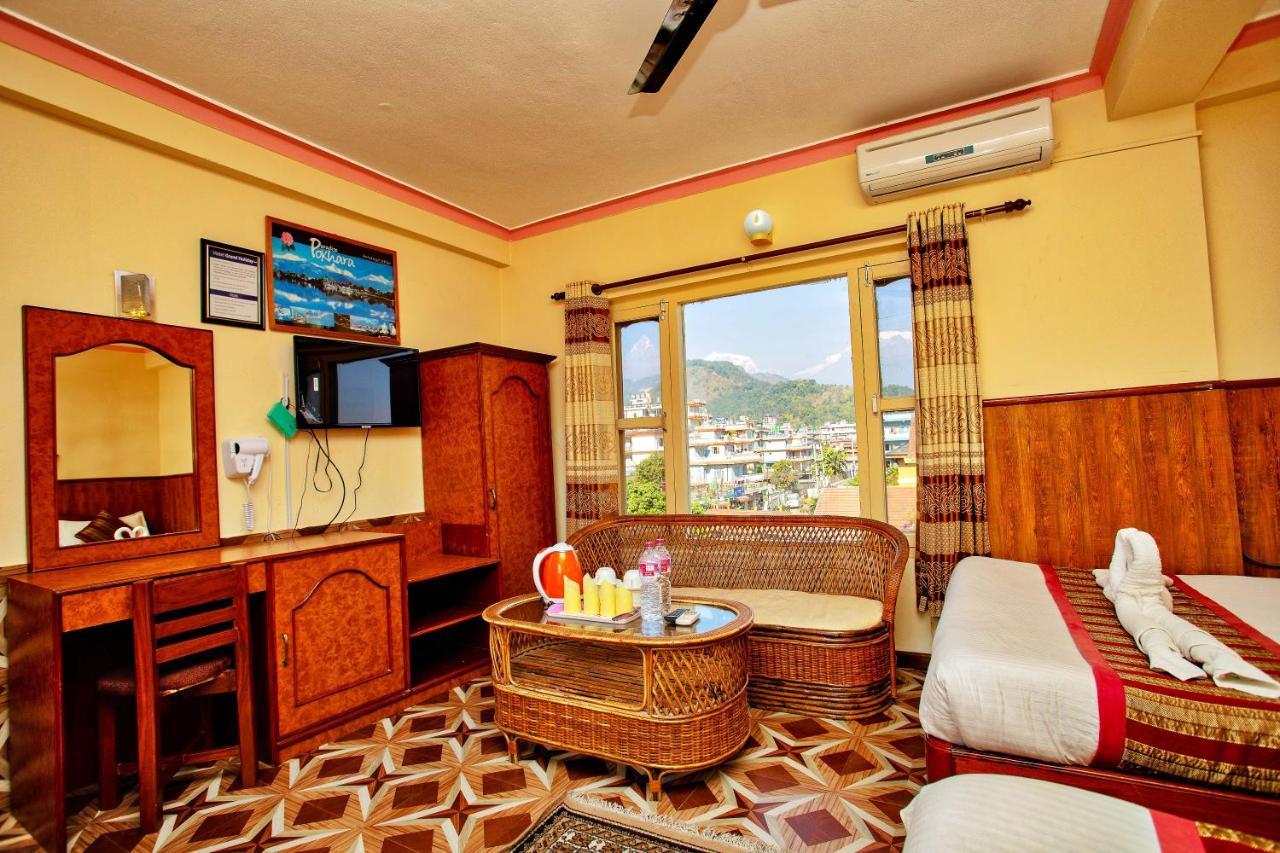 Hotel Grand Holiday Pokhara Luaran gambar