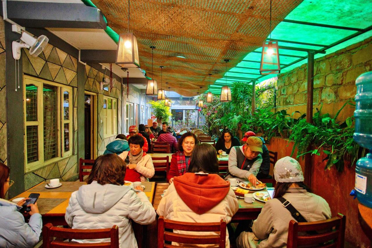 Hotel Grand Holiday Pokhara Luaran gambar