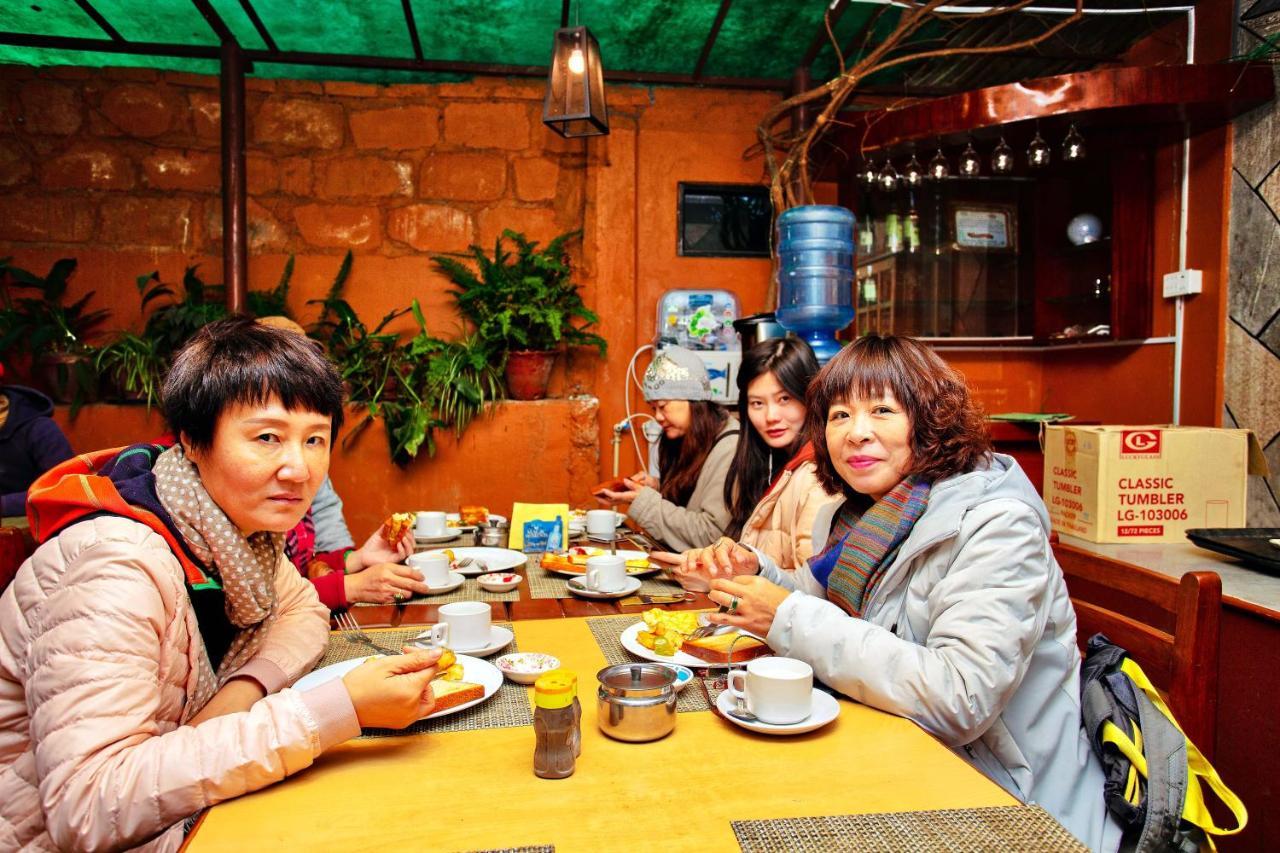 Hotel Grand Holiday Pokhara Luaran gambar